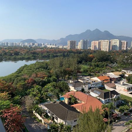 Flat Com 65 Metros; Sala; Duas Suites; Cozinha Recem-Reformado Рио-де-Жанейро Экстерьер фото
