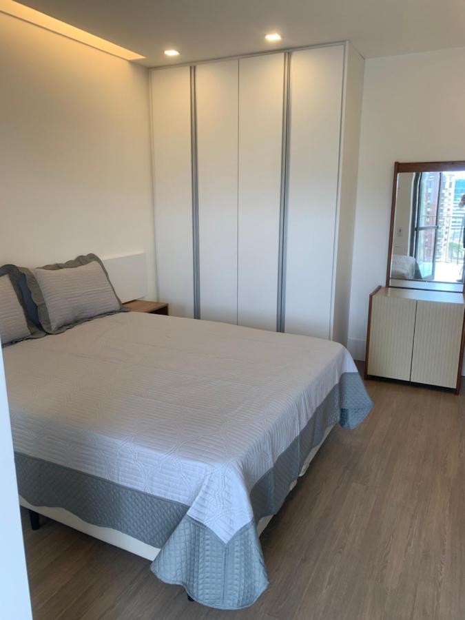 Flat Com 65 Metros; Sala; Duas Suites; Cozinha Recem-Reformado Рио-де-Жанейро Экстерьер фото