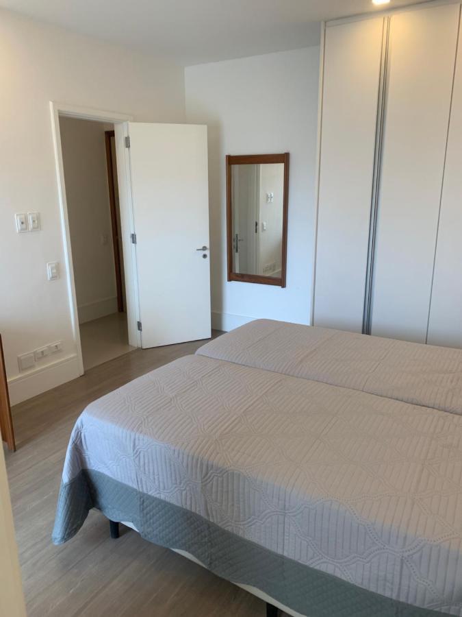 Flat Com 65 Metros; Sala; Duas Suites; Cozinha Recem-Reformado Рио-де-Жанейро Экстерьер фото