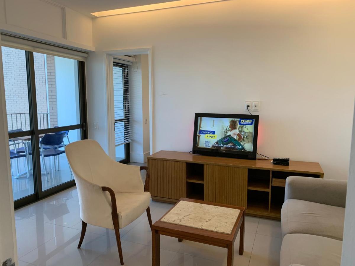 Flat Com 65 Metros; Sala; Duas Suites; Cozinha Recem-Reformado Рио-де-Жанейро Экстерьер фото