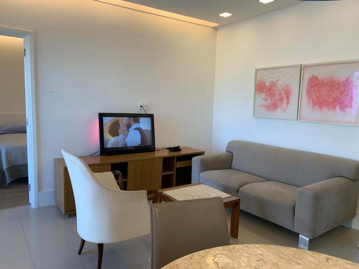Flat Com 65 Metros; Sala; Duas Suites; Cozinha Recem-Reformado Рио-де-Жанейро Экстерьер фото
