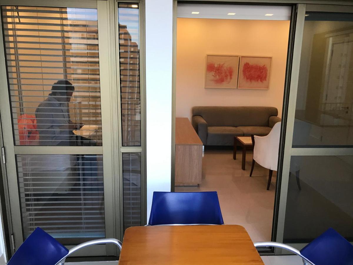 Flat Com 65 Metros; Sala; Duas Suites; Cozinha Recem-Reformado Рио-де-Жанейро Экстерьер фото