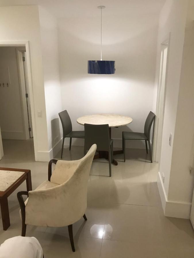 Flat Com 65 Metros; Sala; Duas Suites; Cozinha Recem-Reformado Рио-де-Жанейро Экстерьер фото