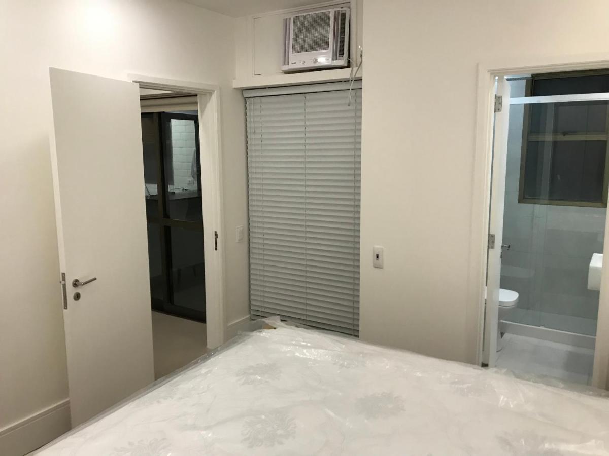 Flat Com 65 Metros; Sala; Duas Suites; Cozinha Recem-Reformado Рио-де-Жанейро Экстерьер фото