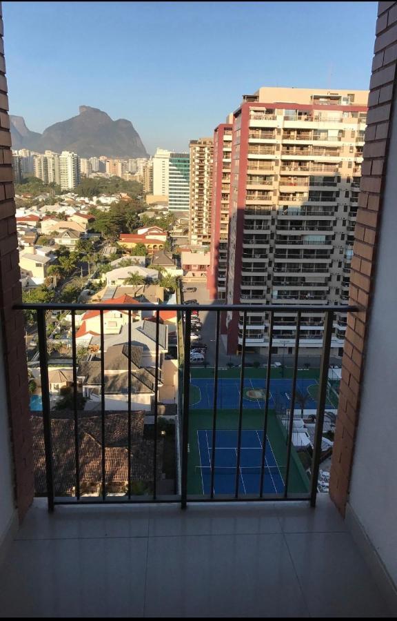 Flat Com 65 Metros; Sala; Duas Suites; Cozinha Recem-Reformado Рио-де-Жанейро Экстерьер фото